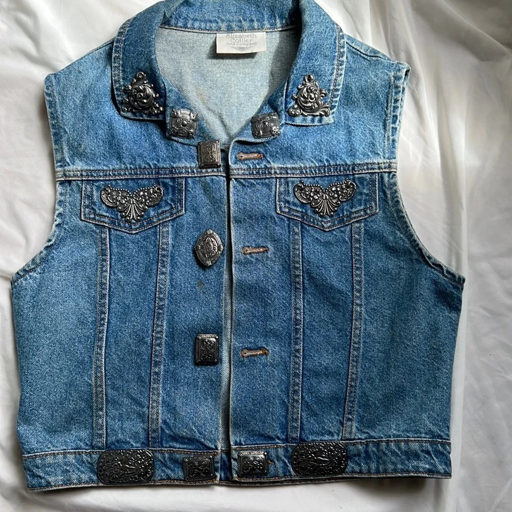 Denim vest with removable silver concho jewelry sz M